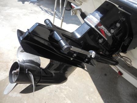 ขายเรือสปีดโบ๊ท Crownline 18 ฟุต ขายเรือสปีดโบ๊ท Crownline 18 ฟุต