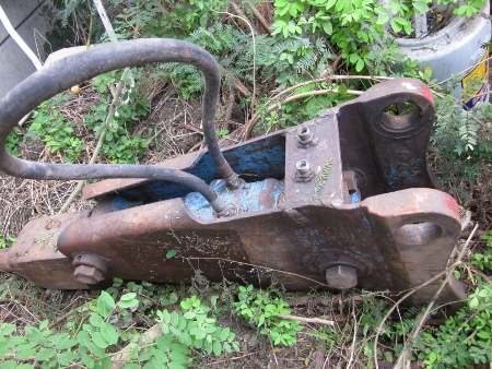 ขาย-หัวกระแทก สำหรับ รถขุด แบคโฮ PC 40-60 มือสองเก่าญี่ปุ่น สภาพสมบูรณ์พร้อมใช้งาน เพียง 55,000 บาท ขาย-หัวกระแทก สำหรับ รถขุด แบคโฮ PC 40-60 มือสองเก่าญี่ปุ่น สภาพสมบูรณ์พร้อมใช้งาน เพียง 55,000 บาท