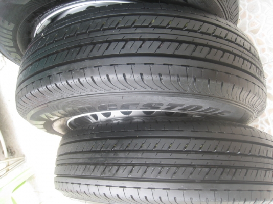 ขายกะทะล้อ  chevrolet แค็ป ขอบ 15 6รู 139 พร้อมยางปลายปี12 และ13(081-3747940)