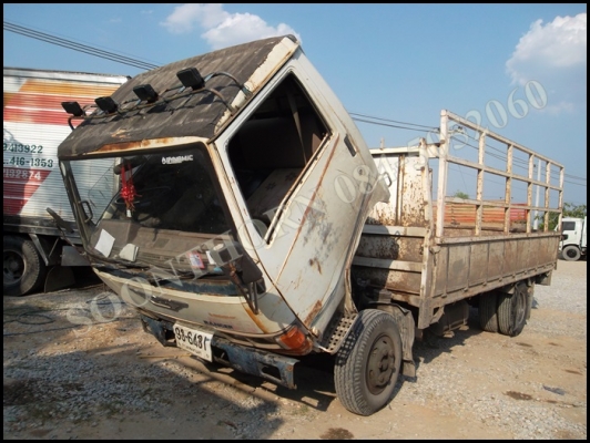 ขายด่วน รถบรรทุก 6 ล้อ HINO FB 117 แรง ห้างแท้ ช่วงล่าง FC สภาพเดิมๆ พร้อมใช้ ราคาสุดคุ้ม