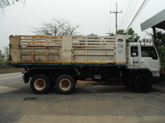ขายรถ 10 ล้อ MITSUBISHI FUSO 2 เพลา กระบะโคราช ซีเรี่ยว TD-4600 กว่า เครื่อง 6D16 = 195 แรงม้า (รถอยู่สุพรรณบุรี)
