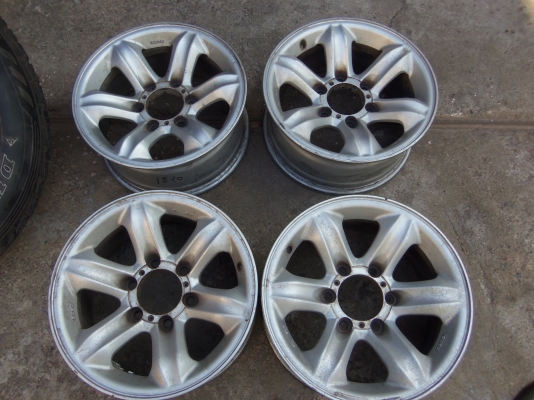 ขายถูกๆ ล้อ ISUZU เล็บเหยี่ยว แท้ เดิมๆ