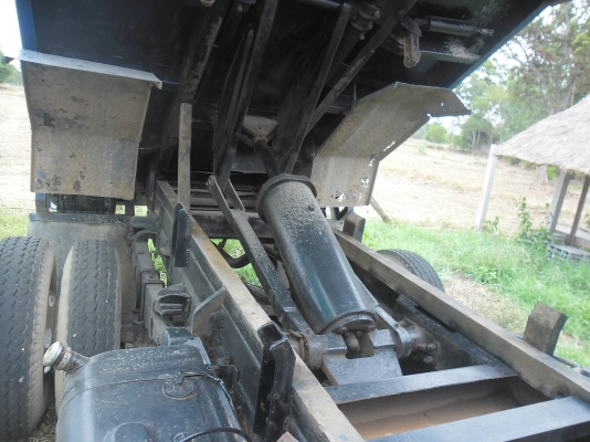 ขาย lSUZU KS 110 HP 6 ล้อดั้ม ขาย lSUZU KS 110 HP 6 ล้อดั้ม