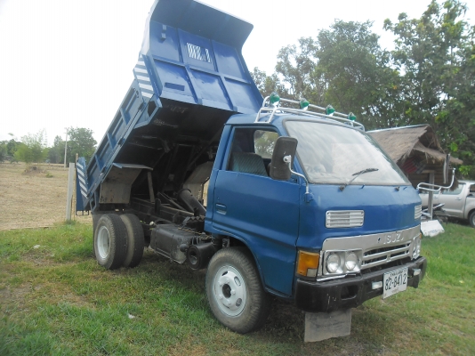 ขาย lSUZU KS 110 HP 6 ล้อดั้ม ขาย lSUZU KS 110 HP 6 ล้อดั้ม
