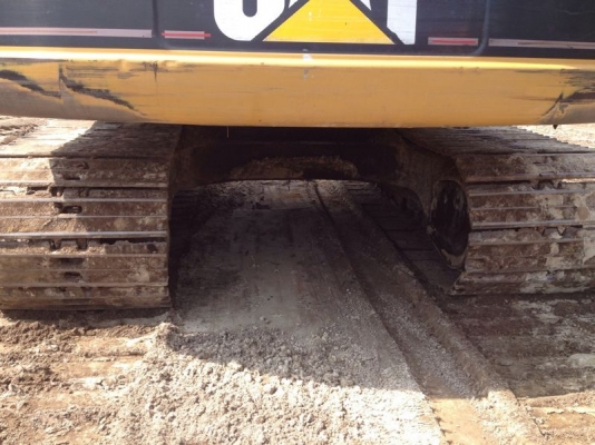 รถแบคโฮ 320 C    สนใจติดต่อ 081 - 6079515