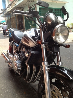 CB400 Y95 สพม. 69,000 อยากผ่อนอยากมีทะเบียน โทรสอบถามได้ครับ ยังอยู่นะครับ