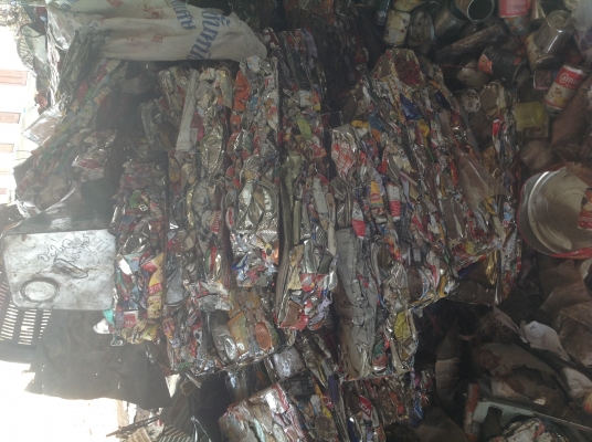 ขายเครื่องอัดกระป๋องแบบตั้ง