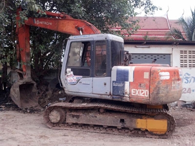 ขายแบ็คโฮ Hitachi EX120-2 เปลี่ยนระบบทุกอย่างเหมือนรุ่น 1 มีทะเบียน โทร 088-4501277 ขายแบ็คโฮ Hitachi EX120-2 เปลี่ยนระบบทุกอย่างเหมือนรุ่น 1 มีทะเบียน โทร 088-4501277