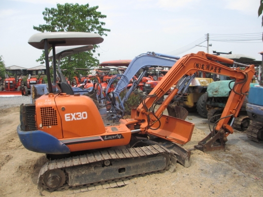 HITACHI EX-30 พร้อมหัวเจาะ  เก่านอก เอวแน่น ปั็มแรง สภาพพร้อมใช้ สุดๆเอาไปแบ่งกันใช้ได้เลยครับ   น้องร็อค จัดหั้ย สนใจโทร สอบถามได้ 081-8535656