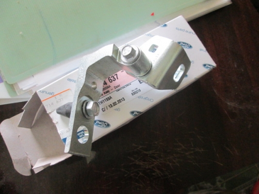 ขาย ขายึดประตู FORD FOCUS ประตูหน้าขวา-RH