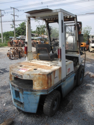 โฟคคลิฟ NISSAN 2.5 ตัน เสาสูง 3 เมตร ดีเซล นอกแท้ๆ โฟคคลิฟ NISSAN 2.5 ตัน เสาสูง 3 เมตร ดีเซล นอกแท้ๆ