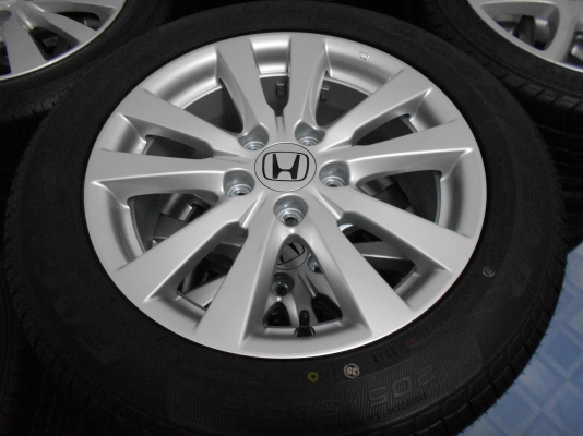 ขายล้อแม็ก New Honda Civic ขอบ 16 พร้อมยางปี 12/เทิร์นได้-ใส่ฟรีค่ะ