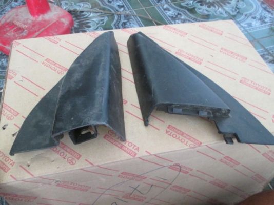 ขาย กรอบครอบหูช้างด้านใน VIGO ขวา RH