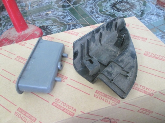 ขาย มือจับแผงนวมประตู VIGO 1 ชิ้น ขาย มือจับแผงนวมประตู VIGO 1 ชิ้น