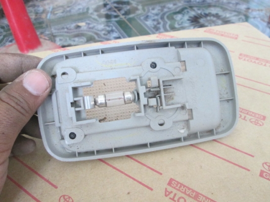 ขาย ไฟส่องในรถ VIGO