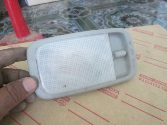 ขาย ไฟส่องในรถ VIGO