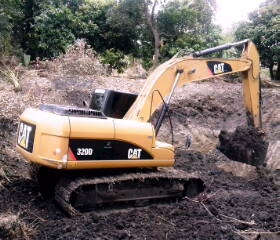 CAT 320 D กระบอกดำ CAT 320 D กระบอกดำ