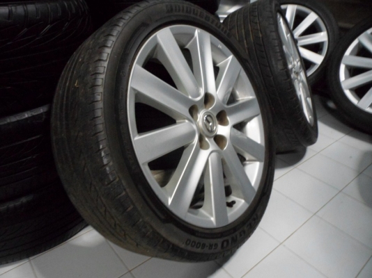 ล้อ18"พร้อมยาง*ญี่ปุ่นแท้ทั้งset *ตัวนอกmasda3+ยาง225/45/18 ใส่5x114,กว้าง7"of52 ของลงมาสดๆหัวค่ำนี้เอง