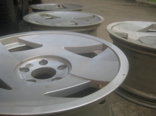 ขายล้อแม็กเคลเลนเนอร์สปอร์ตแท้ๆเยอรมันลายยอดฮิตของ BMW สวยๆ