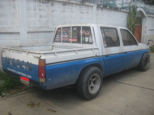 nissan BIGM 4ประตู แต่งแนวๆ