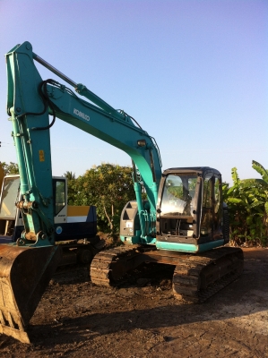 ขายด่วน KOBELCO  SK 135  นำเข้าเองจากญี่ปุ่นยังไม่เคยใช้งานในไทย  มาถึงเมืองไทยแล้ว สภาพดี  เครื่องปั้มไฟฟ้าดีมาก ๆๆๆ