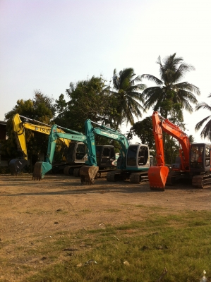 ขายด่วน  HITACHI  EX 120-2  ทำสี  ZX 120  เก่านอกยังไม่เคยใช้งานในไทย  เครื่องปัมดี  ไฟฟ้าครบ