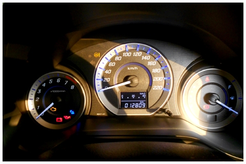 */*-- ขาย  Honda City 2012 SV สีขาว รุ่นท๊อป สภาำำำพป้ายแดง ---*/*