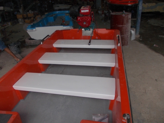 เรือ13ฟุตสามลอน