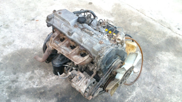 ขายเครื่องยนต์ TOYOTA 2L 14550 บาท