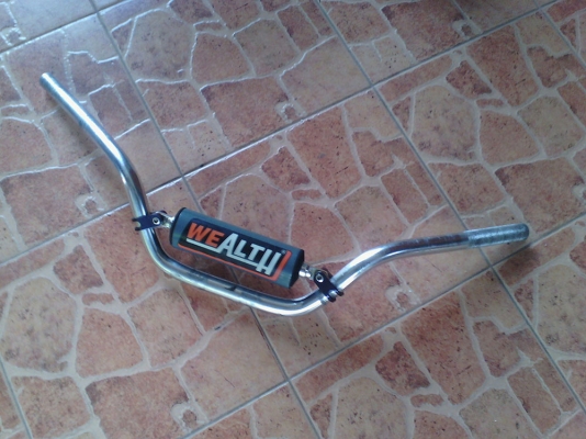 ขายแฮนด์อลูมิเนียม ทรงแทร็คเกอร์ ขายแฮนด์อลูมิเนียม ทรงแทร็คเกอร์