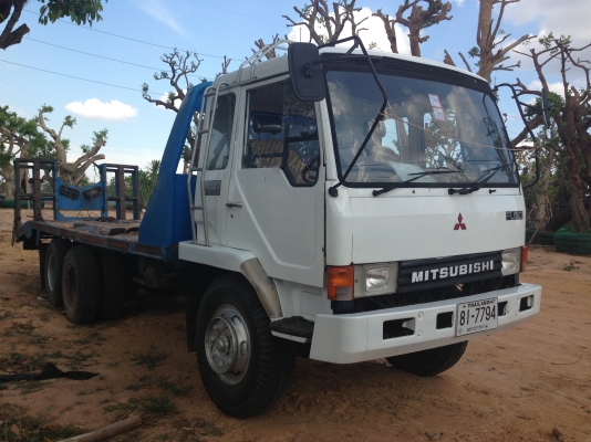 MITSUBISHI FUSO FN515 - 175 HP 6D15 รถหางปลาสิบล้อเพลาเดียว มีหางไฮดรอลิกส์ขึ้นรถเกี่ยวครบพร้อมใช้งานได้เลย เครื่องแรงดี หัวเก๋งตาเหลี่ยมภายในครบพร้อม พวงมาลัยเพาเวอร์ ช่วงล่างคัชซีสวย ยางสภาพดีพร้อมลากพร้อมบรรทุกได้เลย เอกสารทะเบียนภาษีครบพร้อมโอน ราคาต่