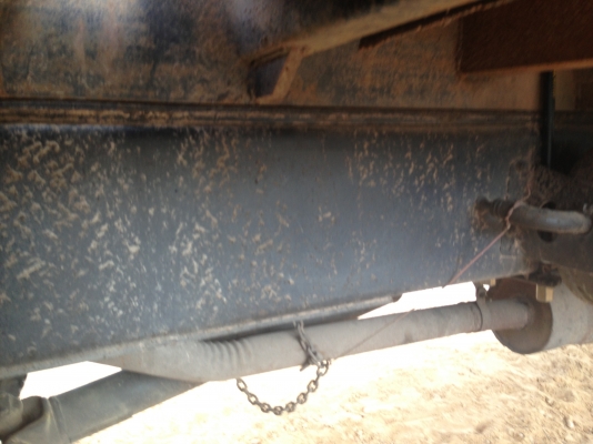 MITSUBISHI FUSO FN515 - 175 HP 6D15 รถหางปลาสิบล้อเพลาเดียว มีหางไฮดรอลิกส์ขึ้นรถเกี่ยวครบพร้อมใช้งานได้เลย เครื่องแรงดี หัวเก๋งตาเหลี่ยมภายในครบพร้อม พวงมาลัยเพาเวอร์ ช่วงล่างคัชซีสวย ยางสภาพดีพร้อมลากพร้อมบรรทุกได้เลย เอกสารทะเบียนภาษีครบพร้อมโอน ราคาต่