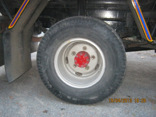 ขายหกล้ออีซูซุNPR58 เครื่อง110 ช่วงล่างเดิมน็อต5ตัว ขายหกล้ออีซูซุNPR58 เครื่อง110 ช่วงล่างเดิมน็อต5ตัว