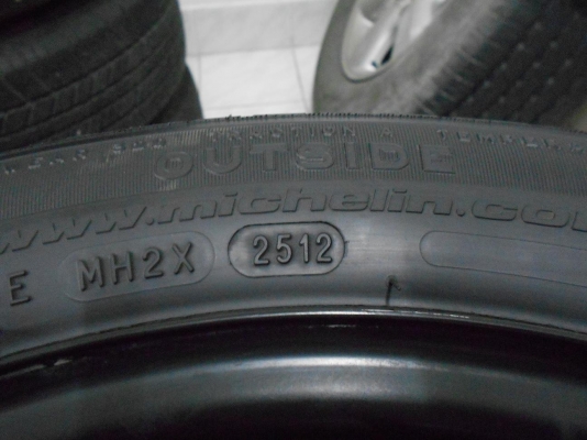 ขายล้อกระทะพร้อมยางมิชลิน XM1 175/65/15 ปี 12/ใส่ฟรีค่ะ