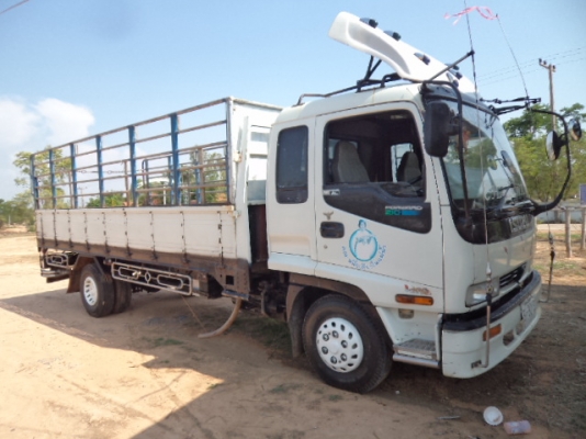 ขายรถอีซูซุ6ล้อเดก้า 195 สภาพสวยๆ พร้อมใช้งานคับ