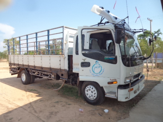 ขายรถอีซูซุ6ล้อเดก้า 195 สภาพสวยๆ พร้อมใช้งานคับ