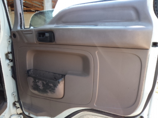 ขายรถอีซูซุ6ล้อเดก้า 195 สภาพสวยๆ พร้อมใช้งานคับ