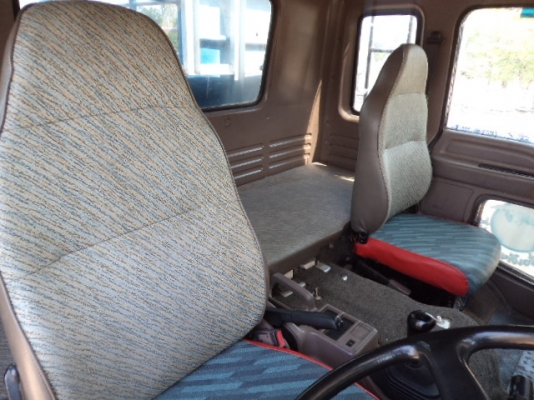 ขายรถอีซูซุ6ล้อเดก้า 195 สภาพสวยๆ พร้อมใช้งานคับ