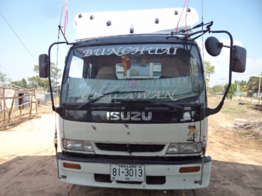 ขายรถอีซูซุ6ล้อเดก้า 195 สภาพสวยๆ พร้อมใช้งานคับ