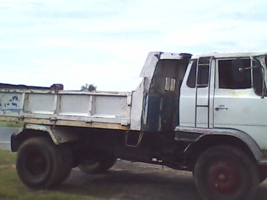 รถดั้ม6ล้อ ทะเบียนปี57เอกสารพร้อมโอน ลดราคาสุดๆๆ