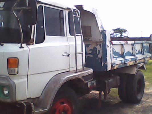 รถดั้ม6ล้อ ทะเบียนปี57เอกสารพร้อมโอน ลดราคาสุดๆๆ