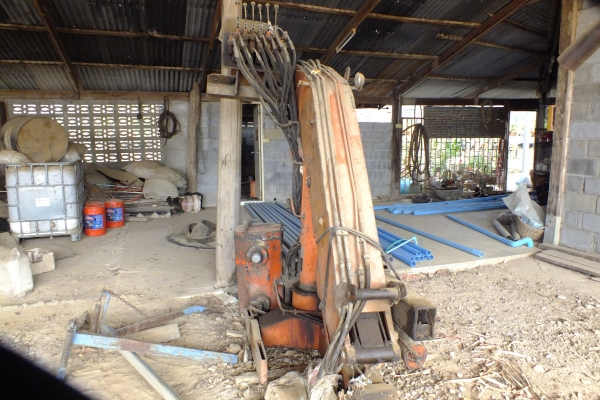 ขายเฮี๊ยบคีบเหล็ก