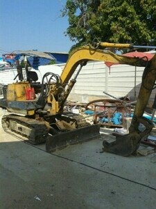 ขายด่วนรถแบคโฮ MITSUBISHI PC-30สภาพสวย ฐานหน้าดัน ตัวเดินใช้งานได้ สนใจติดต่ิอ 081-804-4034