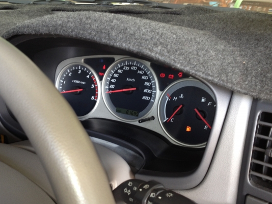 Izuzu ปี 2005 4 ประตู เครื่องยนต์ Itec แอร์แบ็ค ABS เบาะหนัง