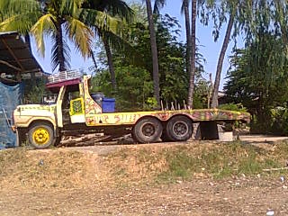 ขายรถเทเลอร์หัวยาวสิบล้อบรรทุกแม็คโค