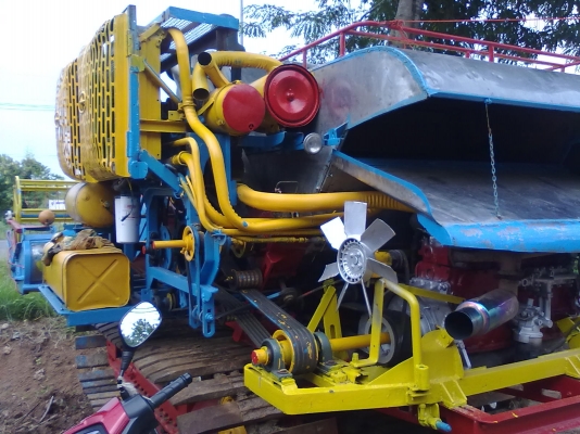 รถเกี่ยว แบบรองกระสอบน้ำหนักเบา พร้อมลุยถูกๆ ราคา 380,0000 สภาพดี พร้อมใช้(ต่อรองได้) รถเกี่ยว แบบรองกระสอบน้ำหนักเบา พร้อมลุยถูกๆ ราคา 380,0000 สภาพดี พร้อมใช้(ต่อรองได้)