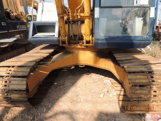 KOMUTSU PC100-3