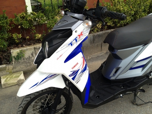 Yamaha TTX สีน้ำเงินขาว Yamaha TTX สีน้ำเงินขาว