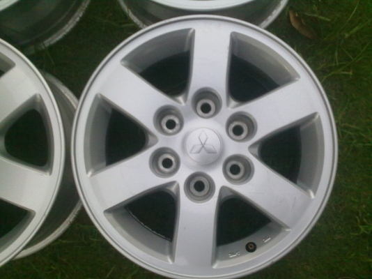 ขายแม๊ก ไทรทรัน สวยมากมากครับ ไม่คด ไม่ดุ้ง