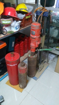 เครื่อง คอริ่ง เยอรมัน 3 เกียร์  พร้อมดอก hilti 3ดอก ขนาด 5-6-8 นิ้วฟันเดิม